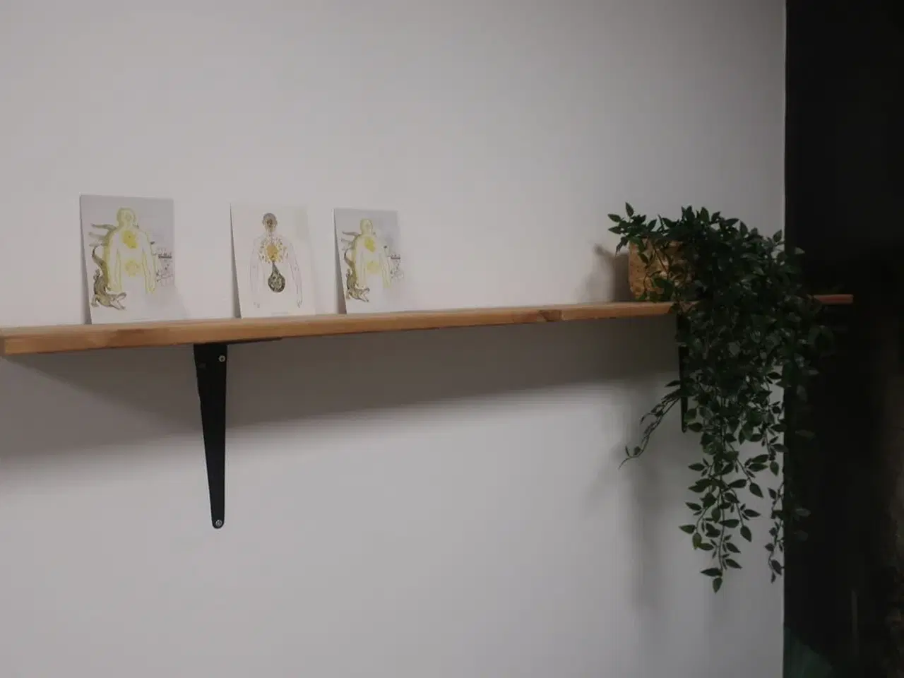 Billede 6 - 2 stk. stole / sivtæppe / borde / planter m.m.