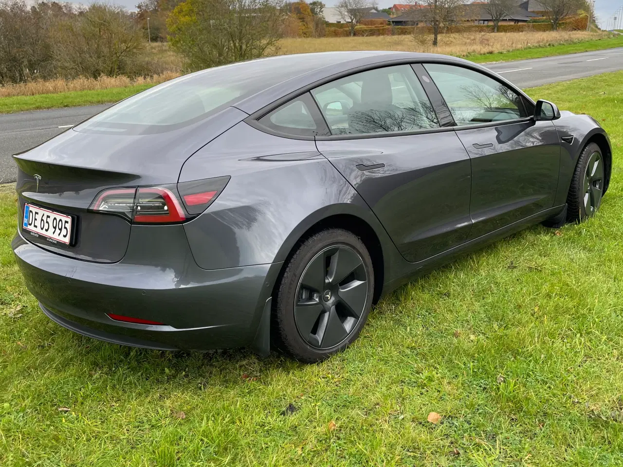 Billede 1 - Tesla model 3 sr +