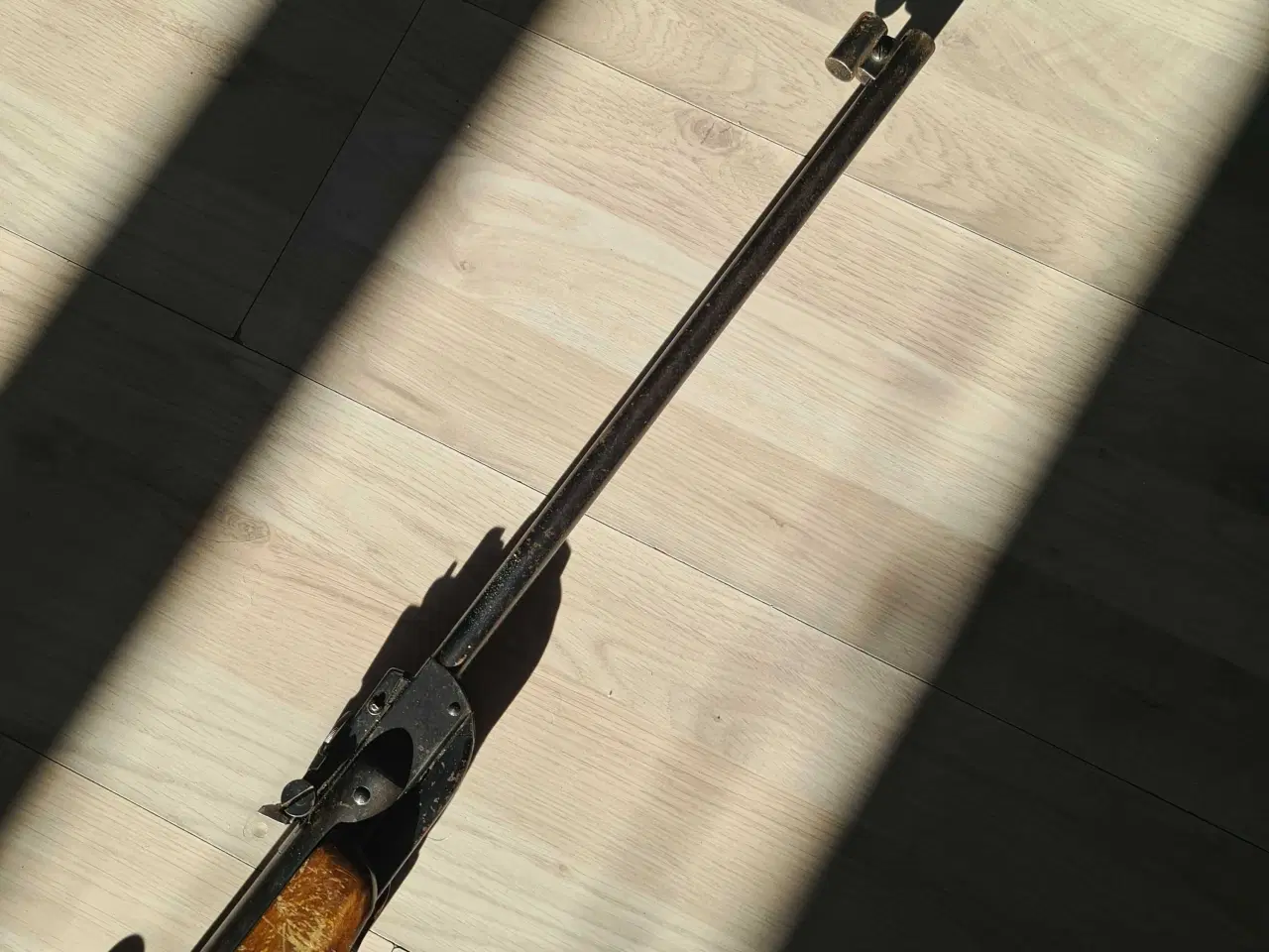 Billede 3 - Gammelt diana 27 luftgevær med kikkert sigte 
