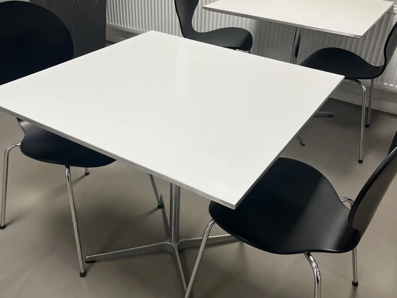 Billede 3 - Fritz Hansen kantinebord 