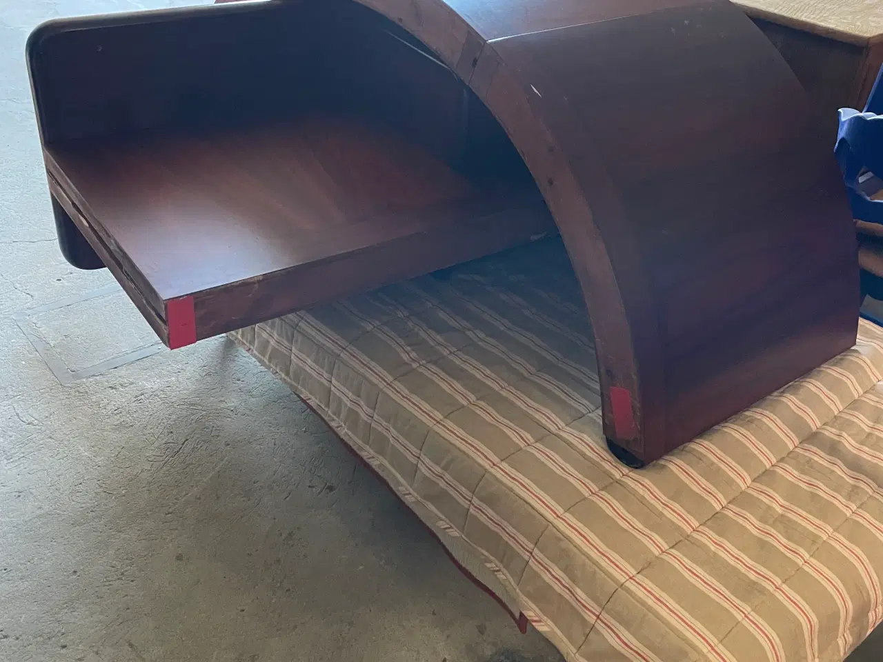 Billede 7 - Dyrlund skrivebord