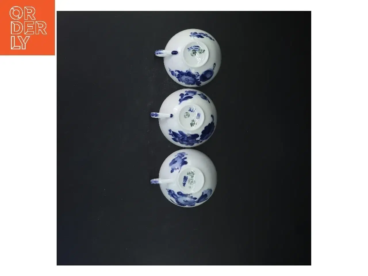 Billede 3 - Kaffekopper med blå blomst fra Royal Copenhagen (str. 3 styk, ø 10 cm)