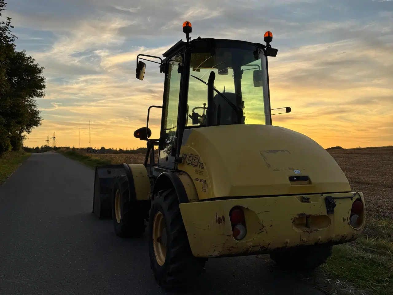 Billede 2 - New Holland W80TC HS gummiged – 2007 – 118.000 kr.