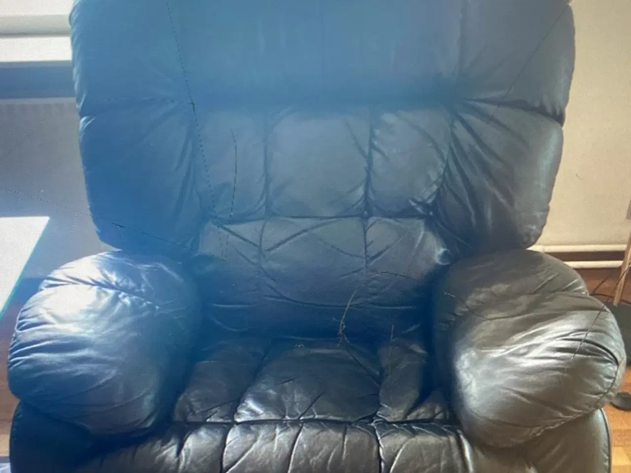 Billede 2 - 2 afslapnings stole i læder som at sidde en dyne 