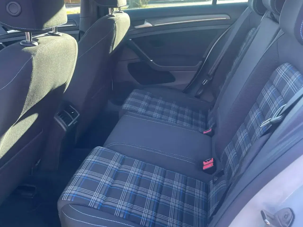 Billede 1 - 🚗 VW Golf GTE 1.4 TSI Plug-in Hybrid – Velholdt o