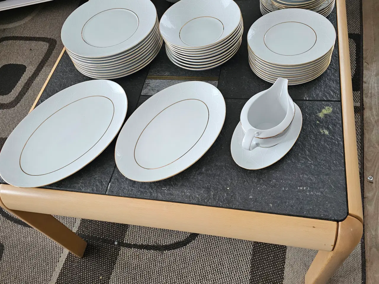 Billede 8 - Spisestel fra Firkløveren 