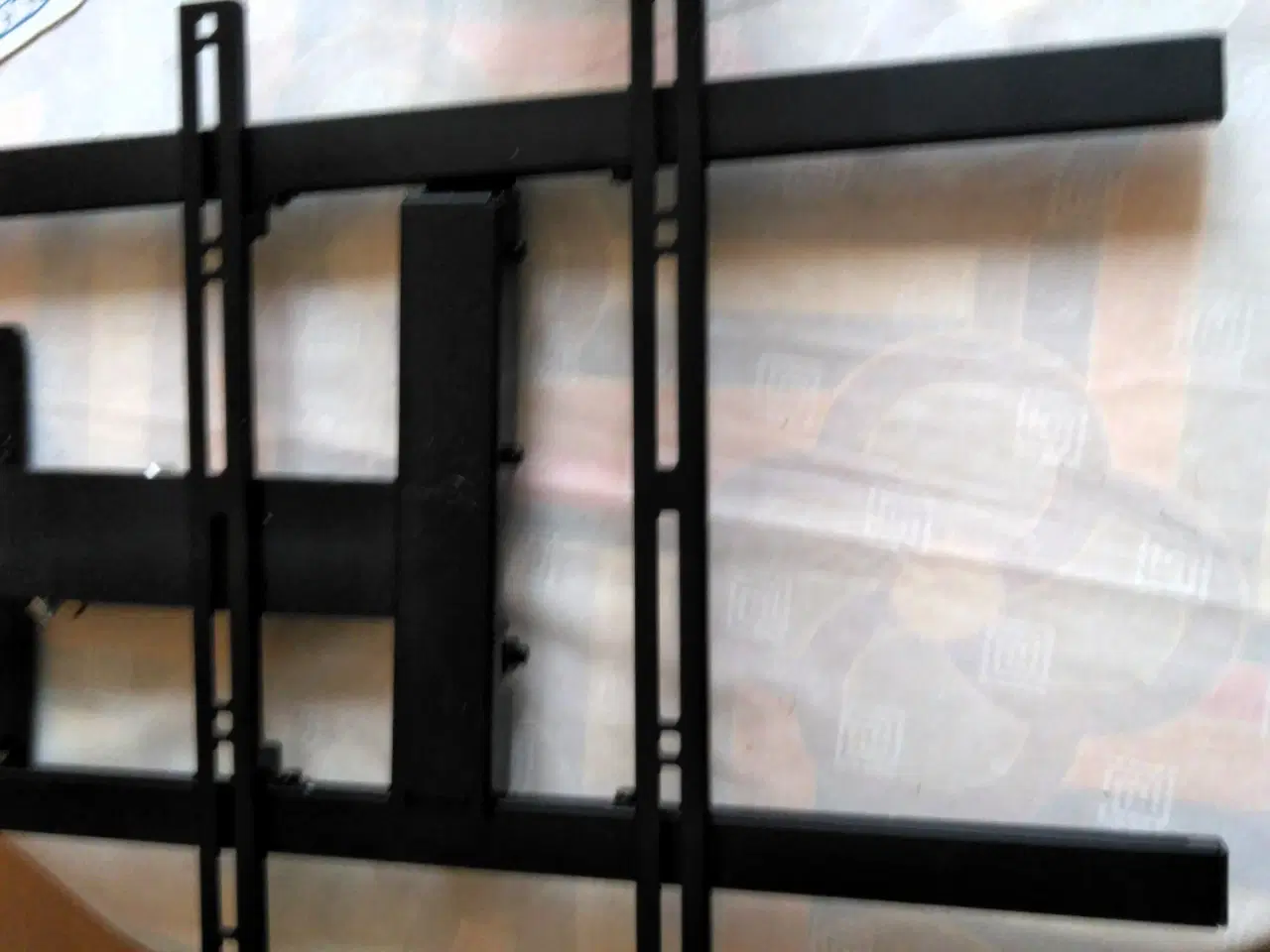 Billede 1 - Vogels Comfort TV-ophæng Wall 2325 / TVM 3625