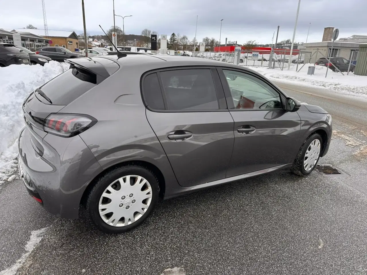 Billede 6 - Velholdt 208er