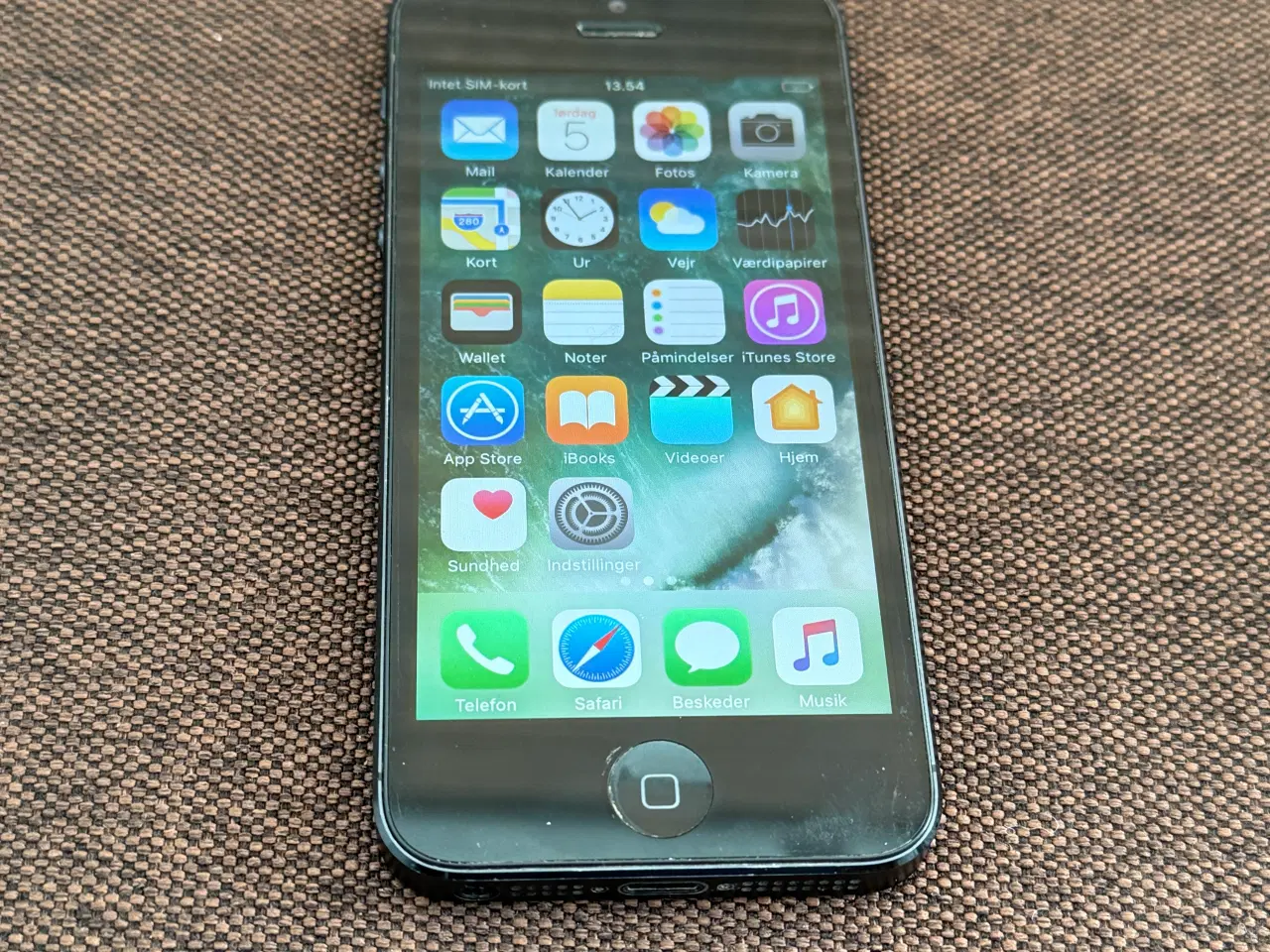 Billede 1 - iPhone 5 16 gb sælges