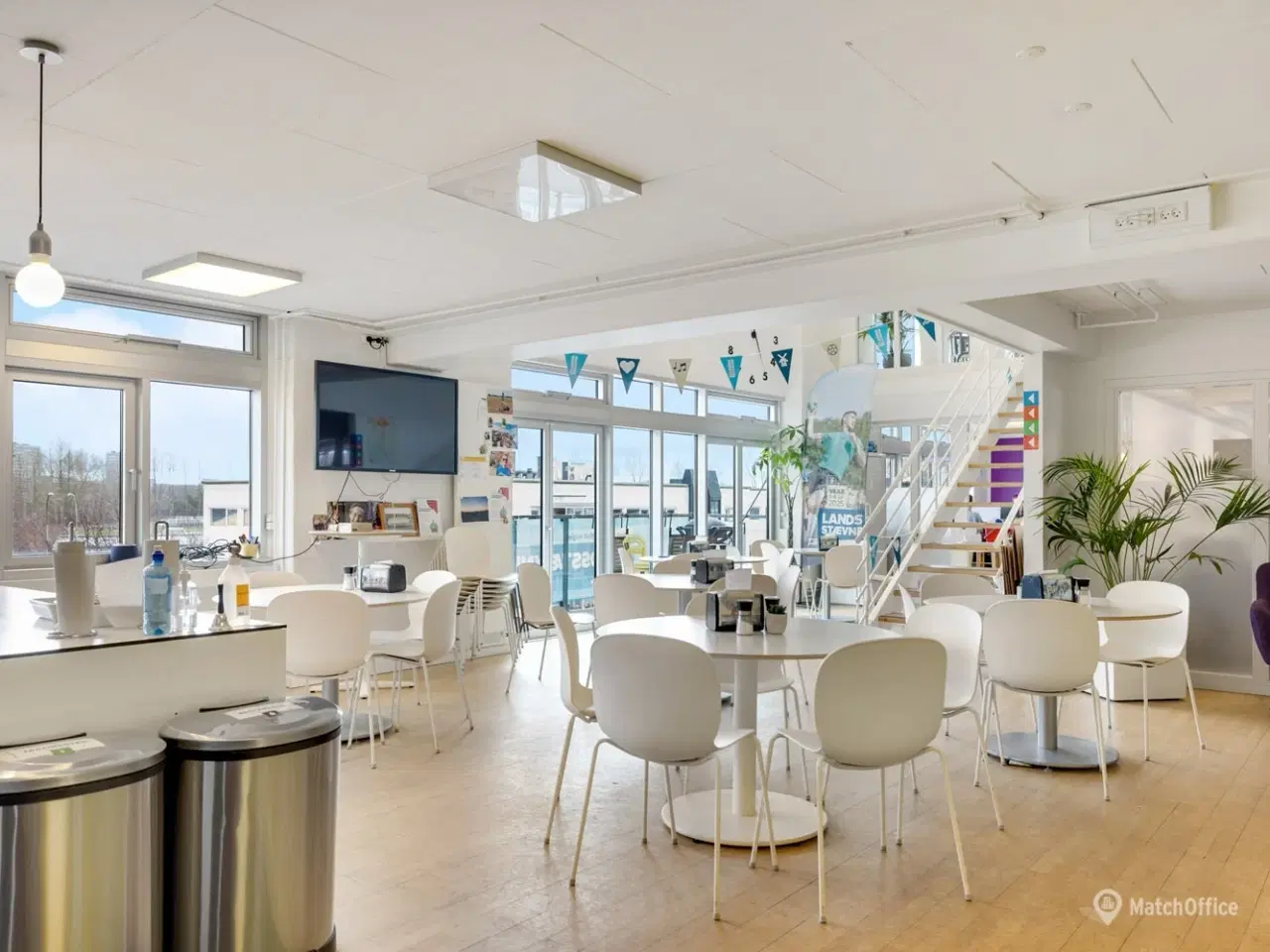 Billede 2 - Attraktivt kontor i 2 plan i Frichsparken