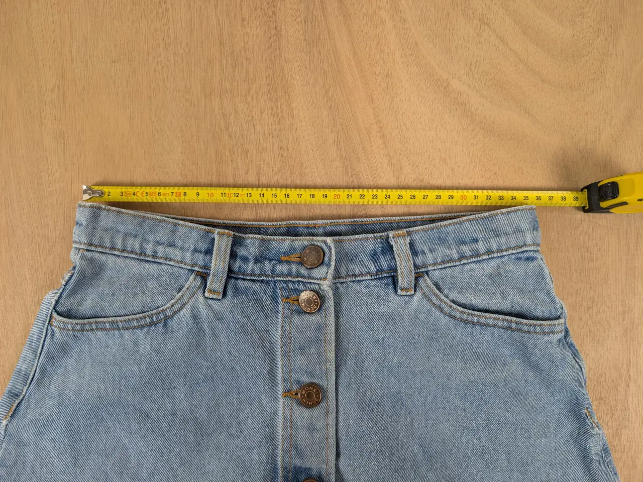 Billede 9 - Monki denimnederdel blå str. 38