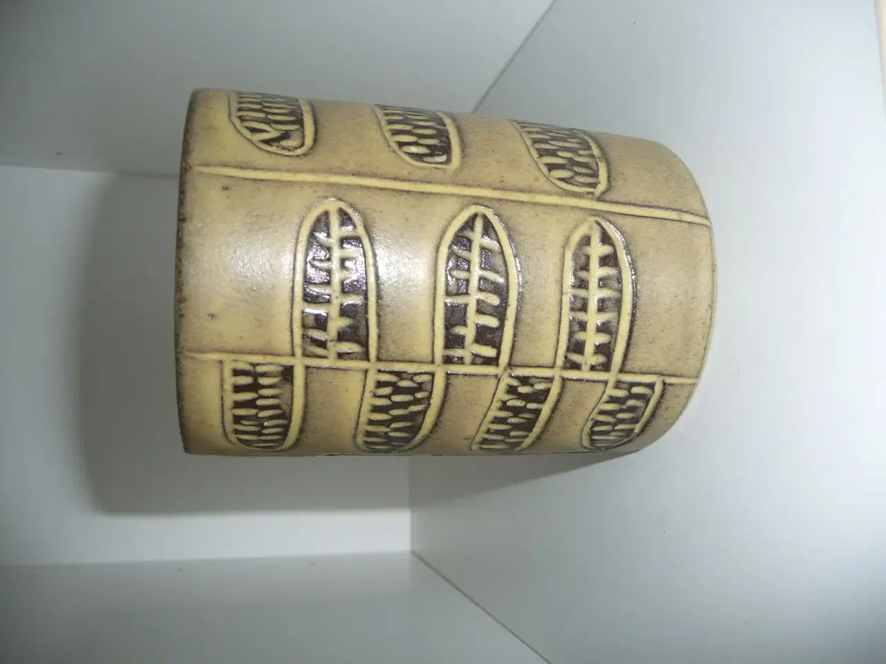 Billede 1 - lille keramik vase fra Sejer