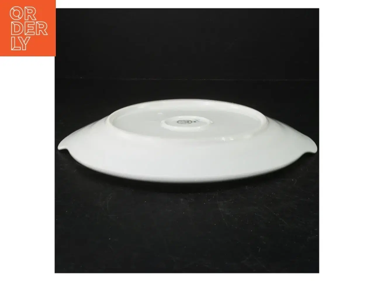 Billede 2 - Blå og hvid dekorativ porcelænstallerken fra Bing og Grøndal (str. Ø 26. cm)