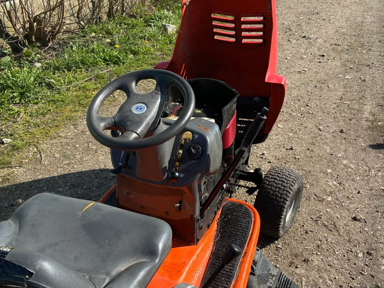 Billede 6 - Husqvarna yth135 havetraktor
