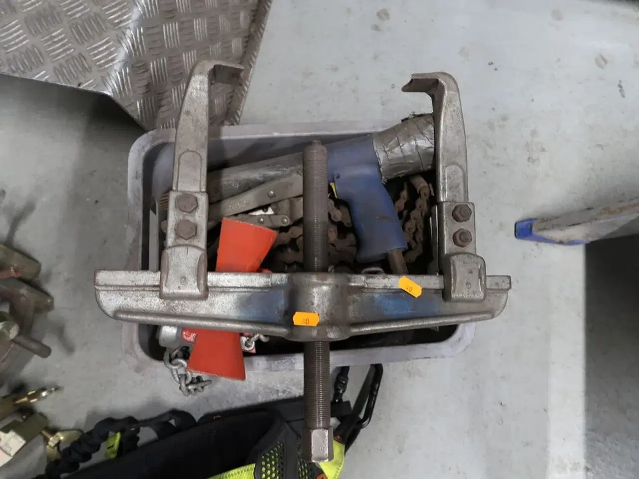 Billede 3 - Aftrækker samt div. Værktøj