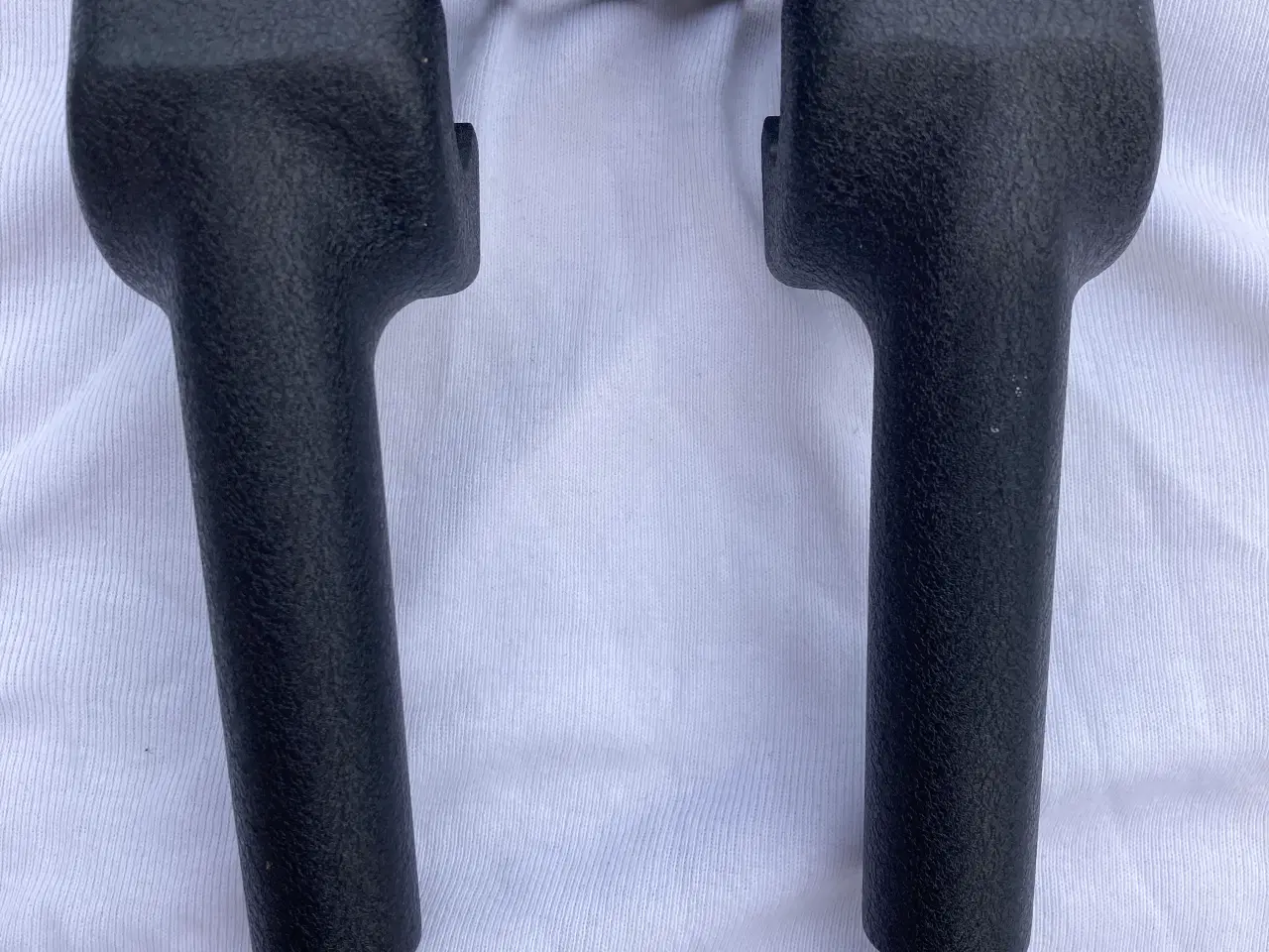 Billede 2 - Harley risers, original fra en 2022 Low Rider