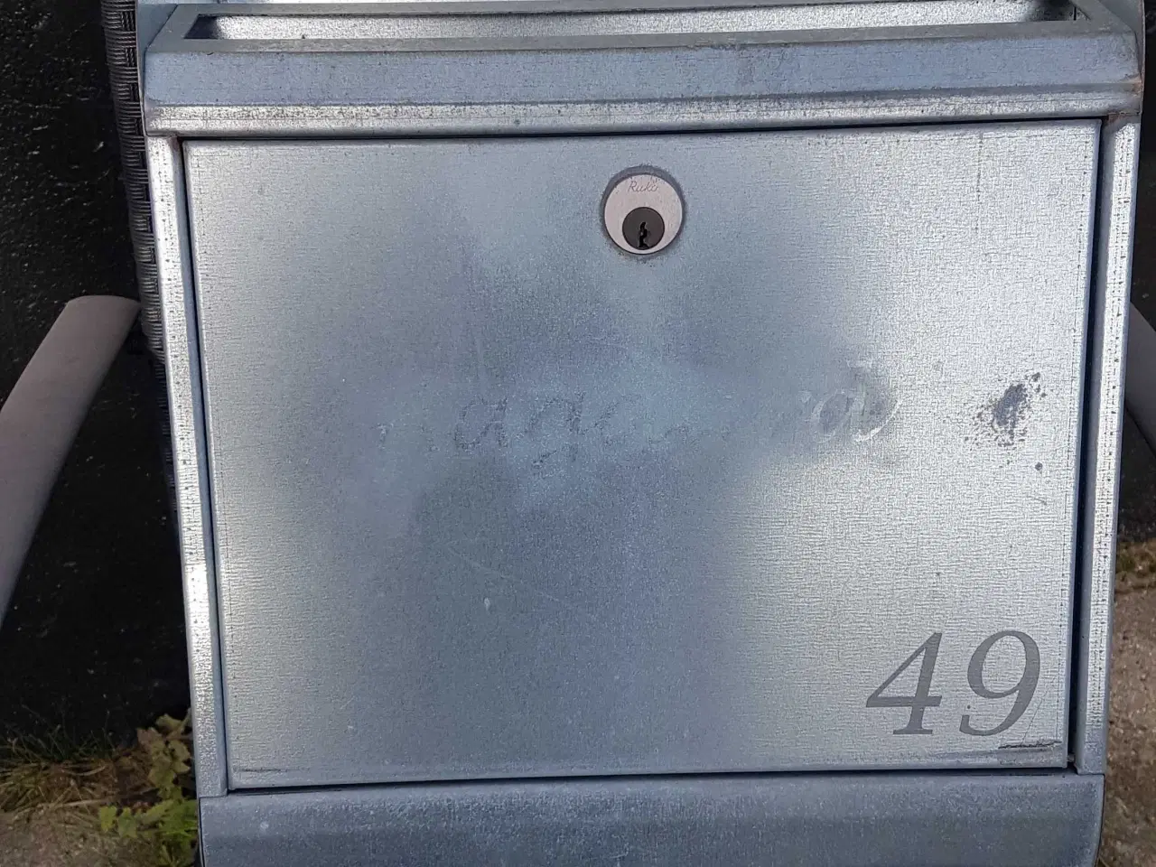 Billede 2 - Galvaniseret postkasse med 2 rum. 