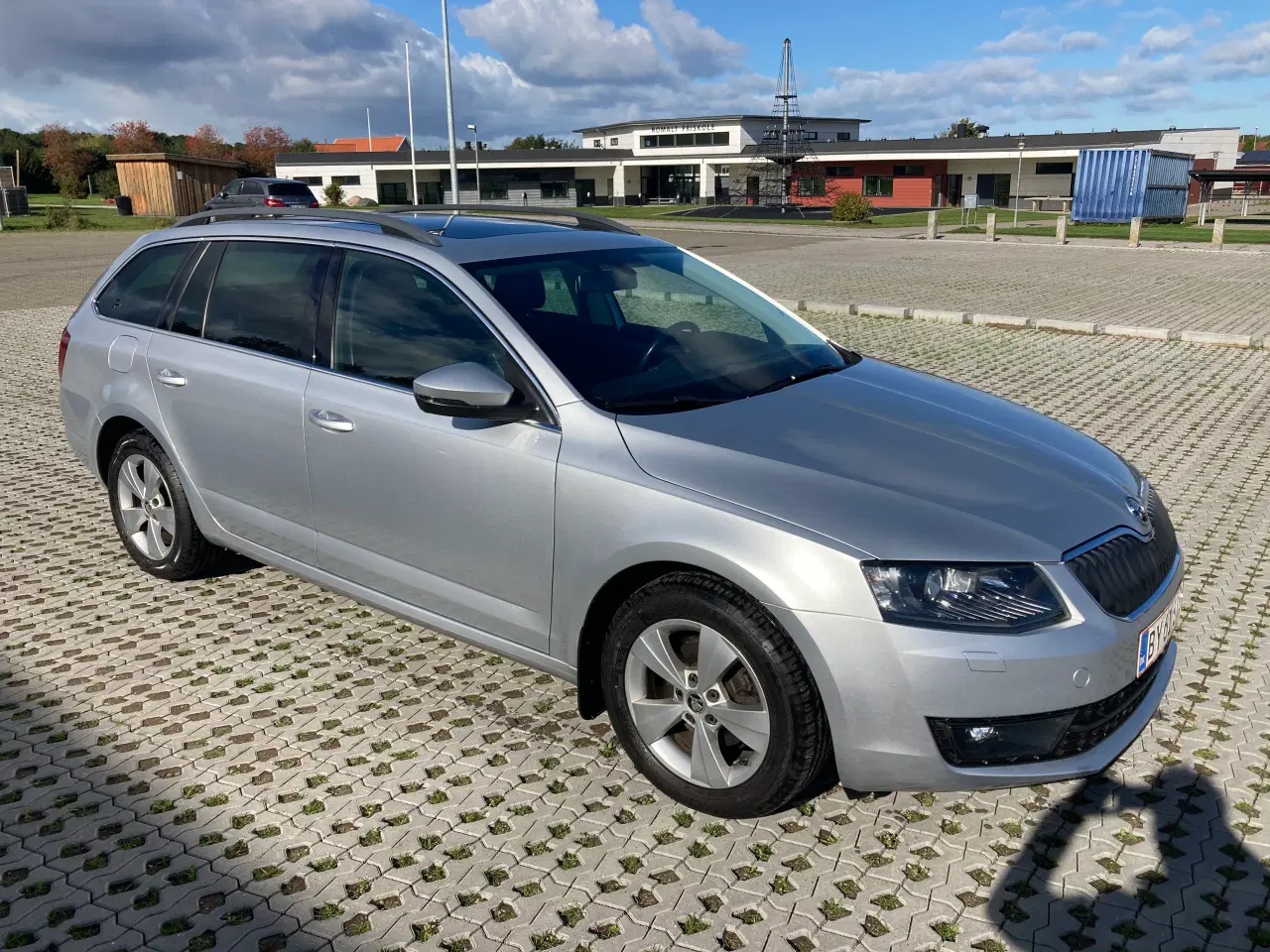 Billede 2 - Skoda Octavia med panorama soltag