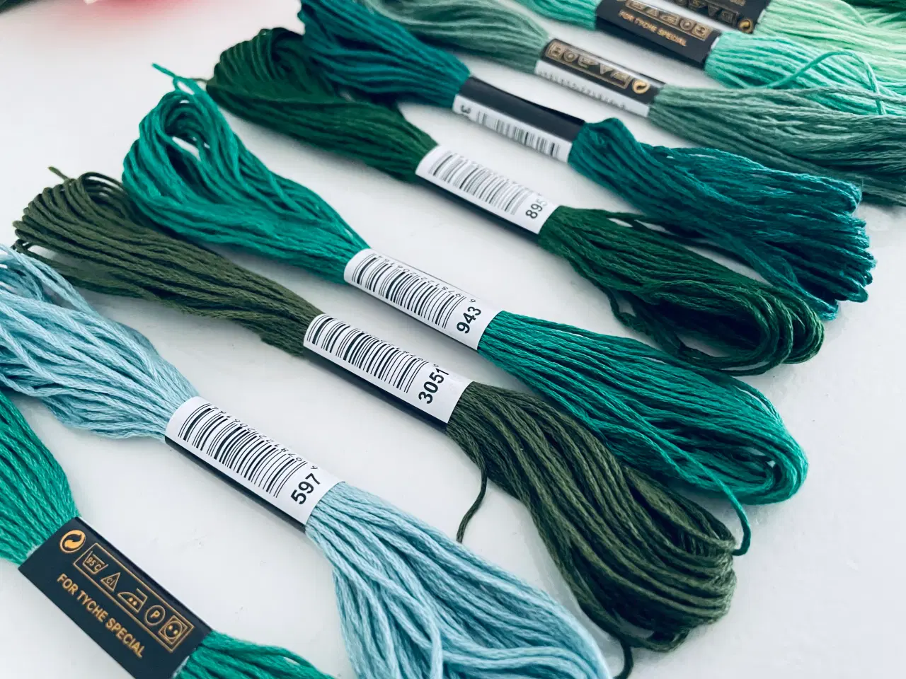 Billede 4 - Blandet broderigarn i bomuld 