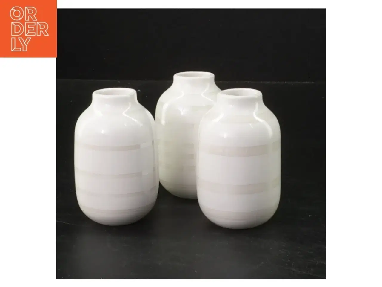 Billede 1 - Sæt med tre vaser fra Kähler (str. 8 cm)