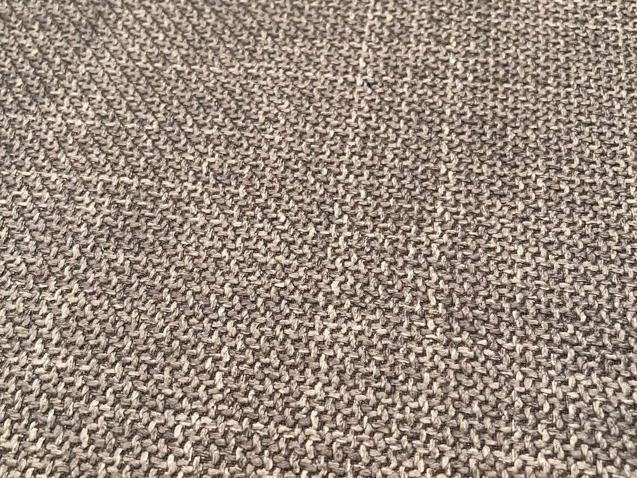 Billede 5 - Spisebord m. stole