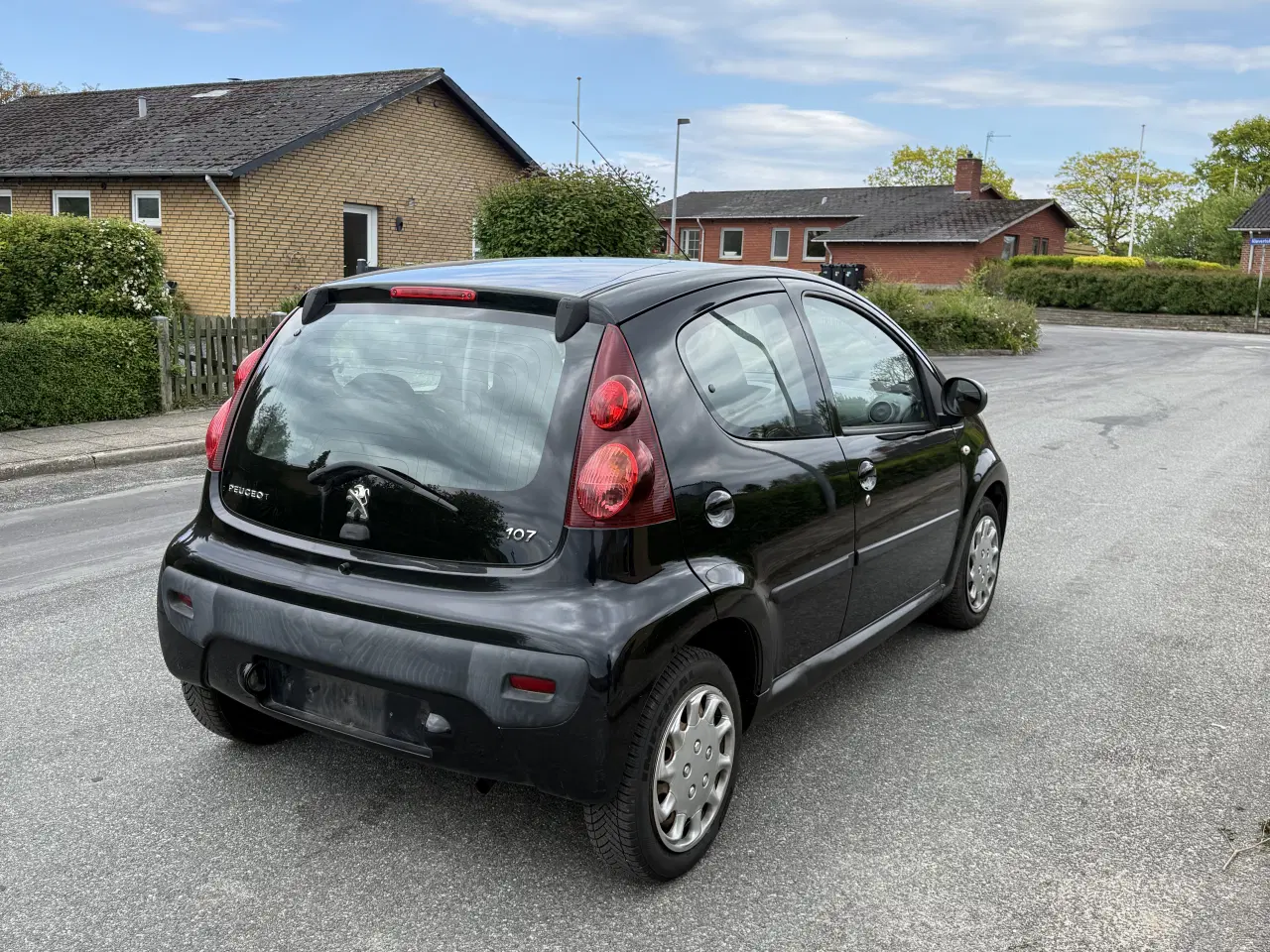 Billede 4 - Peugeot 107 1.0 Benzin - Økonomisk og velkørende 
