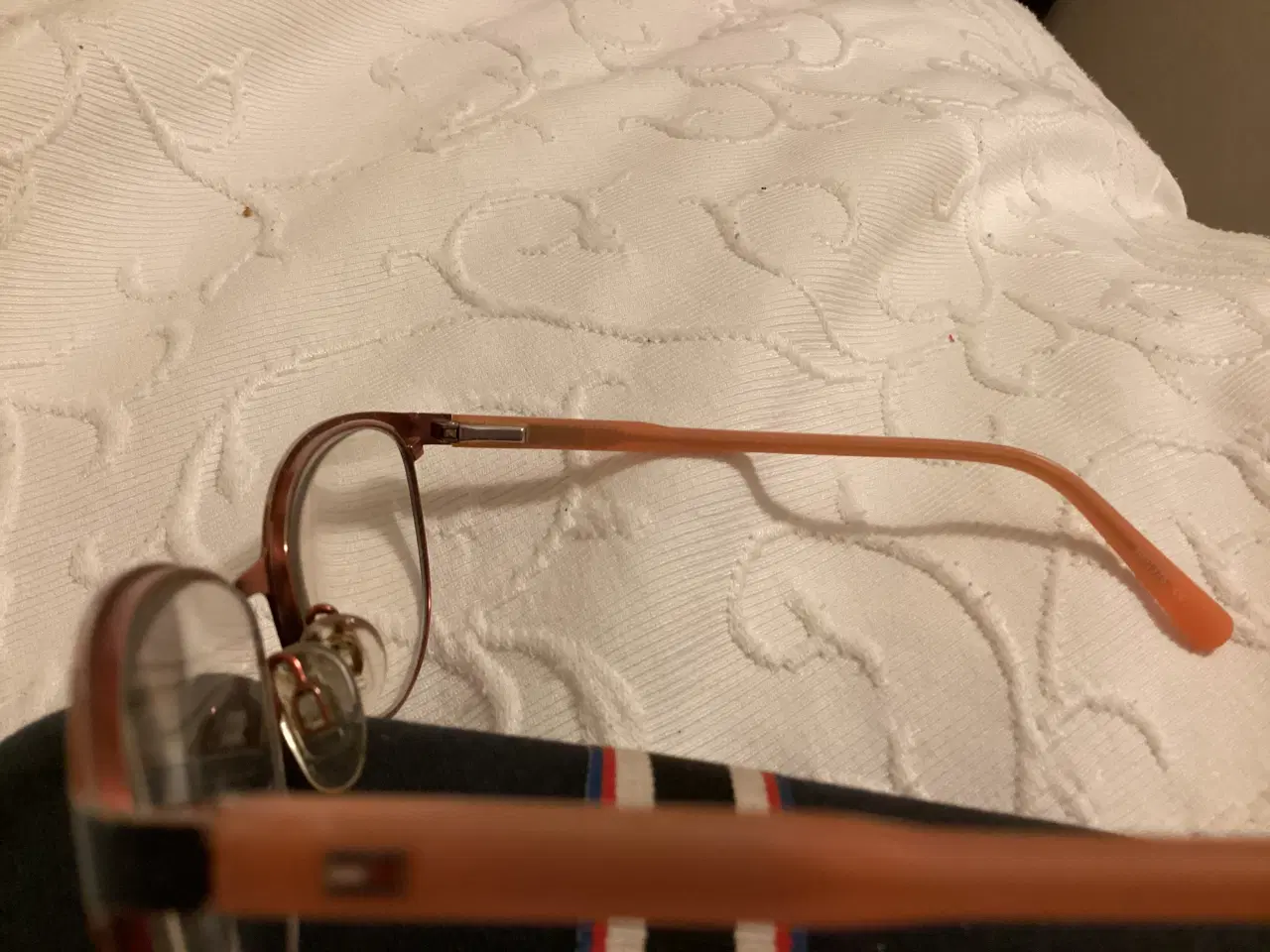 Billede 6 - 2 Tommy Hilfiger ladies glasses frames 