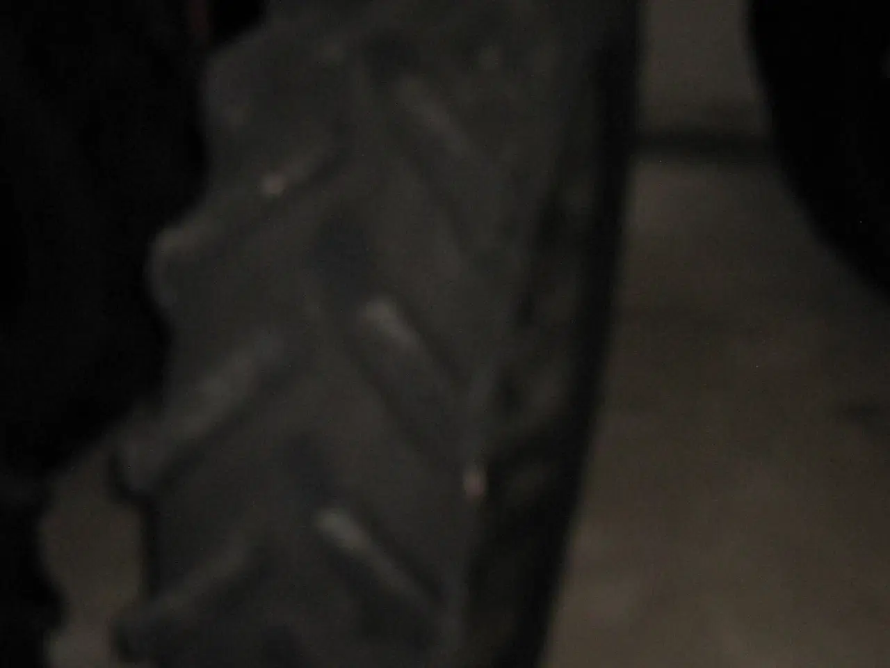 Billede 1 - 1 stk. Pirelli traktordæk 13,6 X 38"