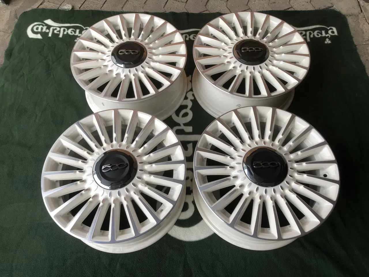 Billede 1 - Nye originale Fiat 500 16” fælge