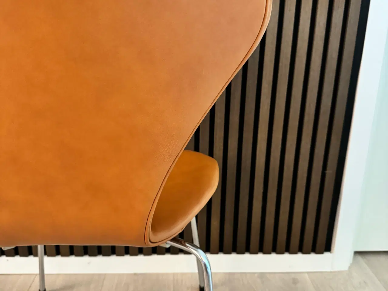 Billede 5 - AJ Syver stole 6 stk cognac farvet læder 