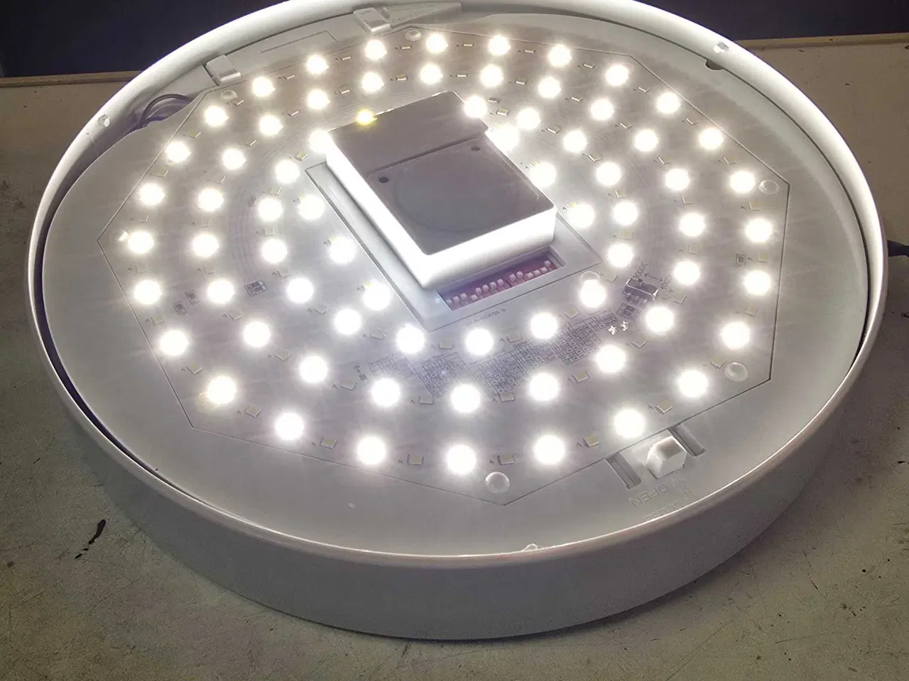 Billede 2 -  Led lampe.