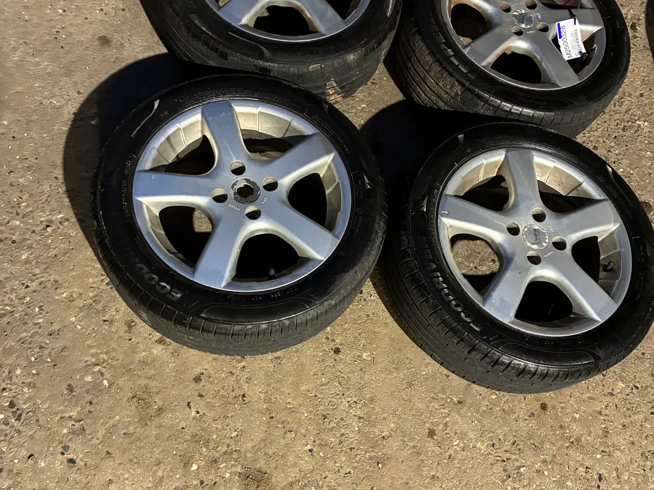 Billede 2 - Corsa hjulsæt med masser af mønster