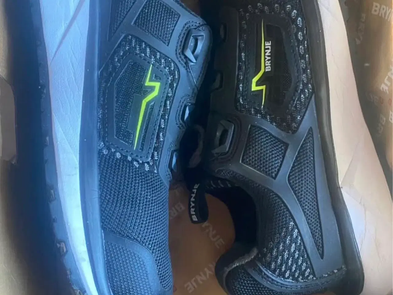 Billede 2 - Sikkerhedssko helt nye