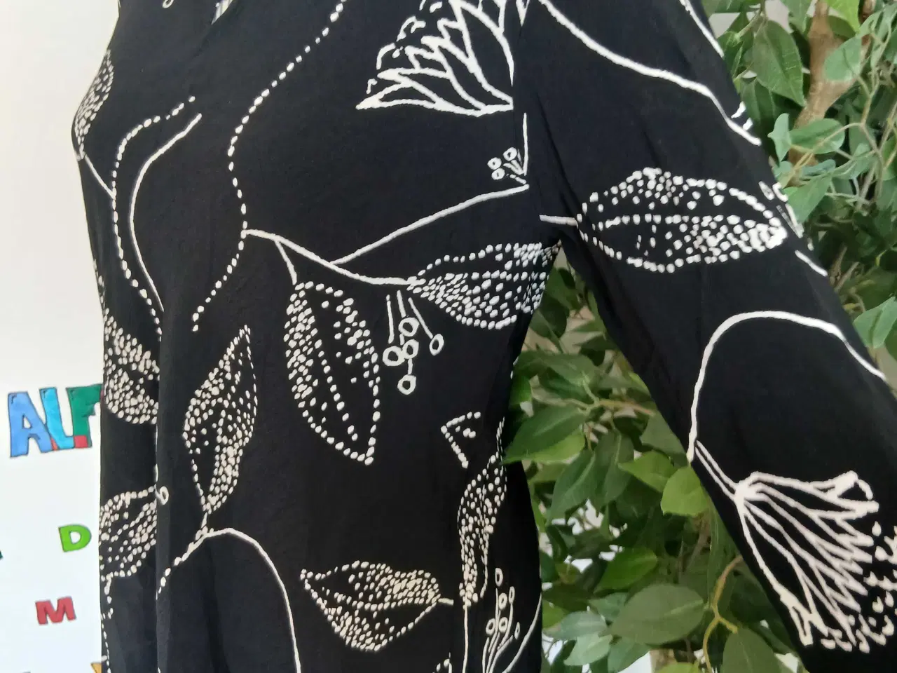 Billede 5 - Top. Masai. XS/34