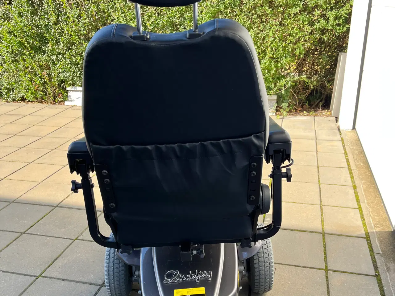 Billede 3 - El kørestol model Lindebjerg es 400