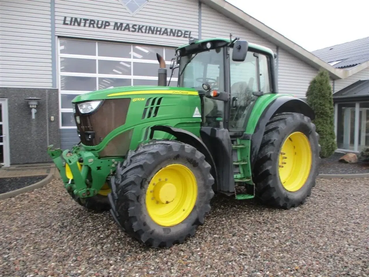 Billede 8 - John Deere 6170M Med frontlift og frontPTO