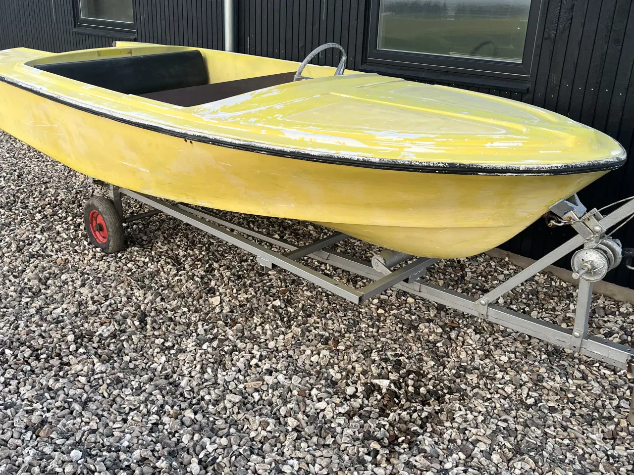 Billede 2 - Lille båd med trailer