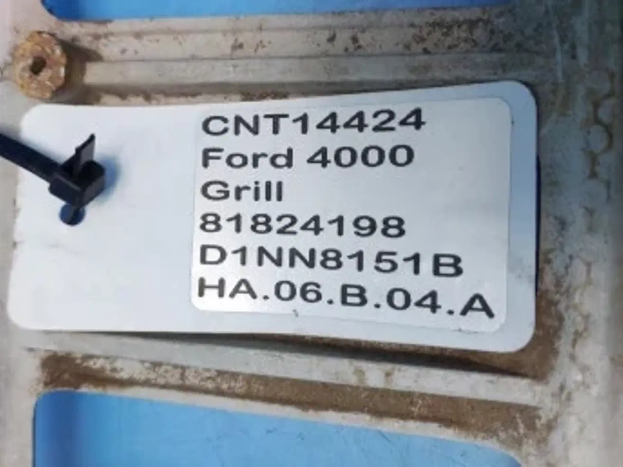 Billede 11 - Ford 4000 Grill D1NN8151B