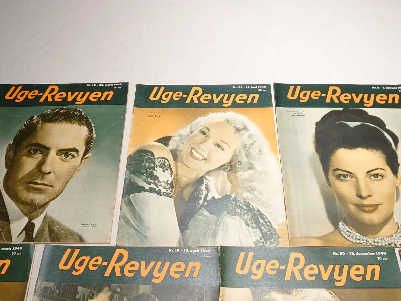 Billede 2 - 10 stk Uge-Revyen fra 1949. Format (21,5 x 27)cm