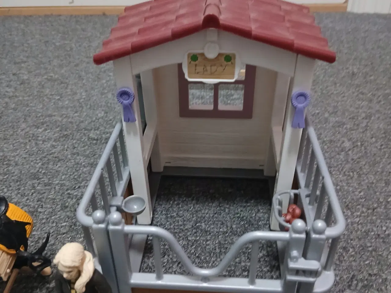 Billede 9 - Heste Camping og lille stald