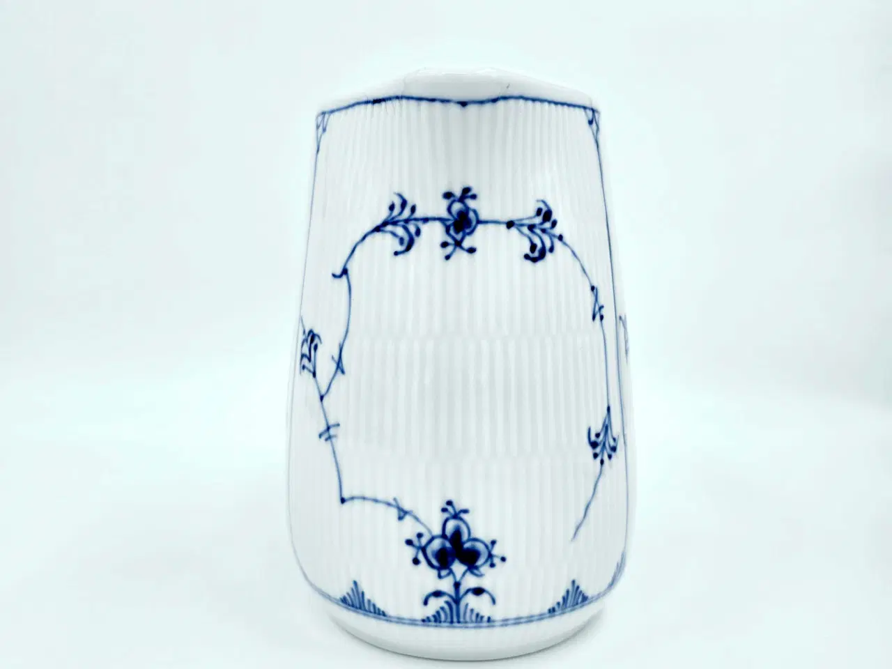 Billede 5 - Musselmalet Riflet Hotelporcelæn Stor Kande 