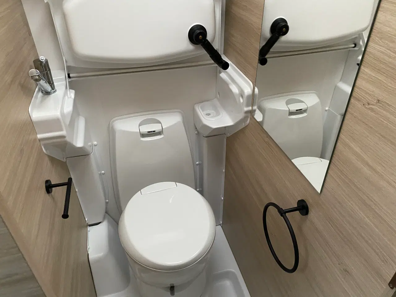 Billede 9 - Caravelair Alba 426 Køjevogn