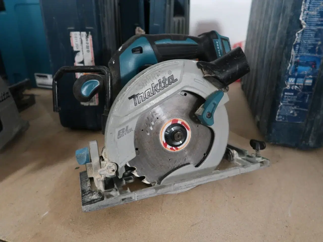 Billede 1 - Akku rundsav MAKITA DHS680