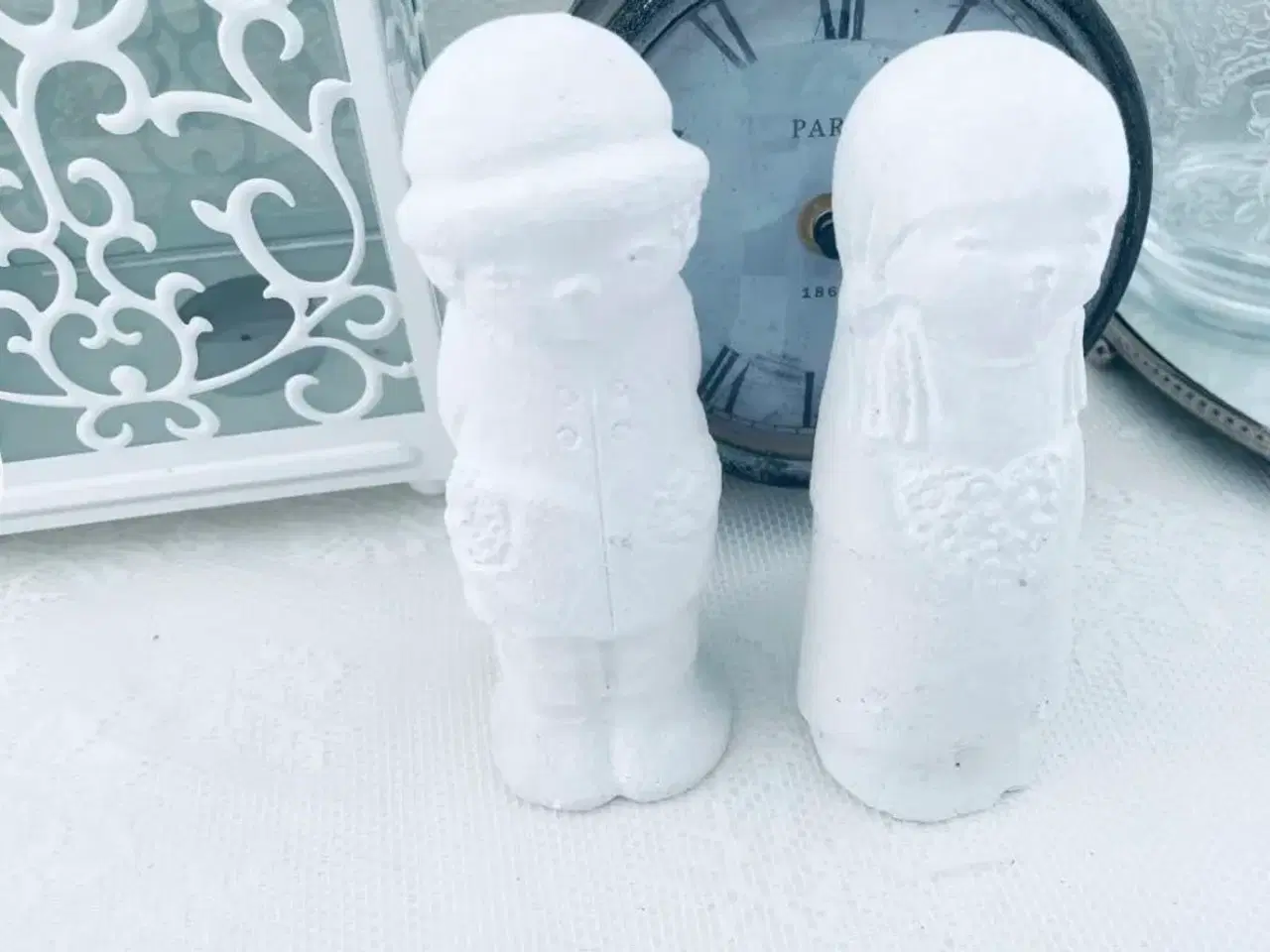Billede 7 - 2 søde gips figurer brugskunst 