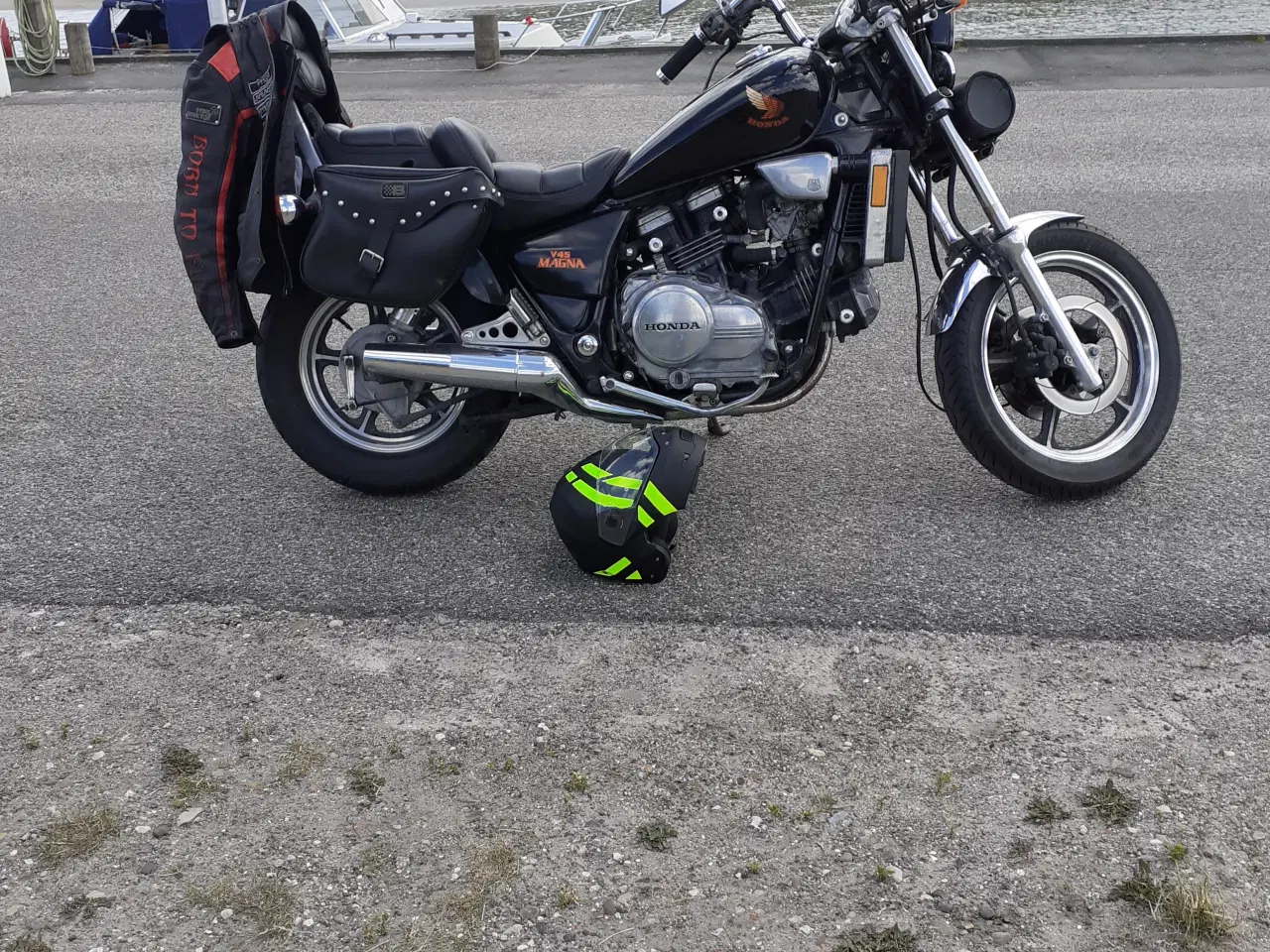Billede 2 - Honda magna v45 700