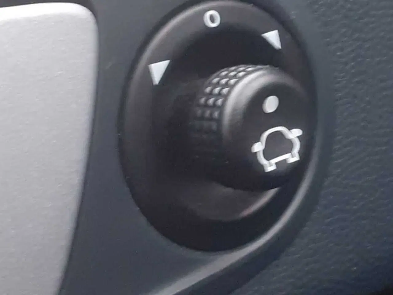 Billede 14 - Flot Ford Fiesta Årg.2012' Benzin..