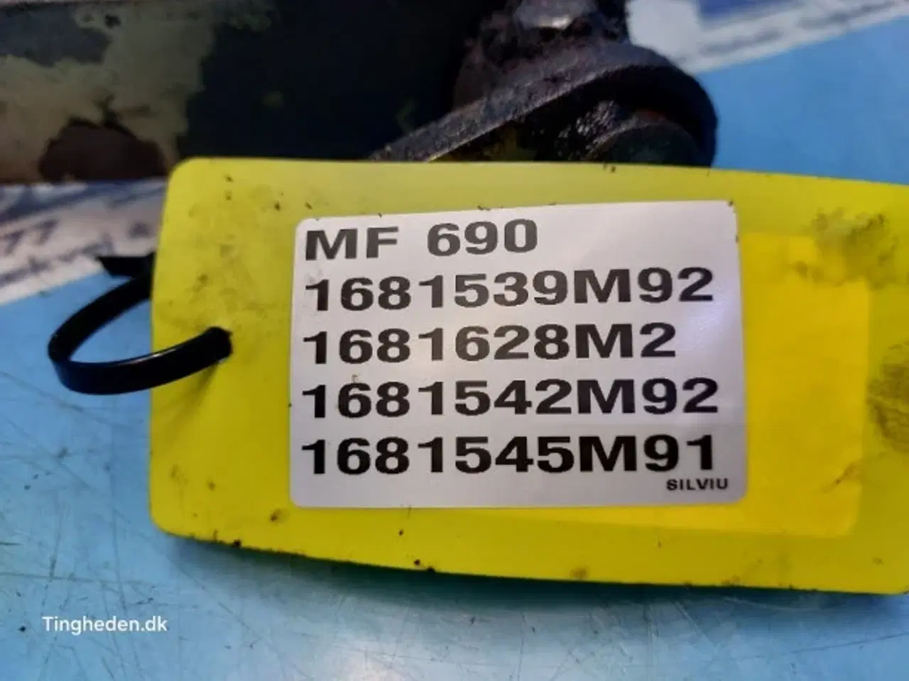 Billede 2 - Massey Ferguson 690 Håndbremse Beslag 1681539M92