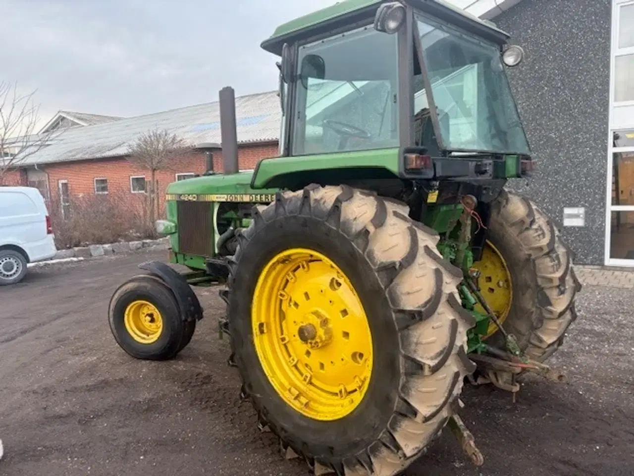 Billede 9 - John Deere 4240 STÅR HELT ORIGINAL I LAK OG ALT