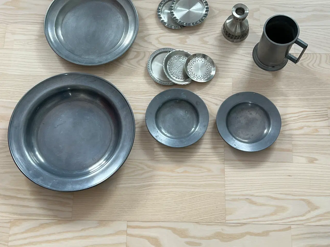 Billede 1 - Diverse tin ting  bla. Norsk lysestage fade mm