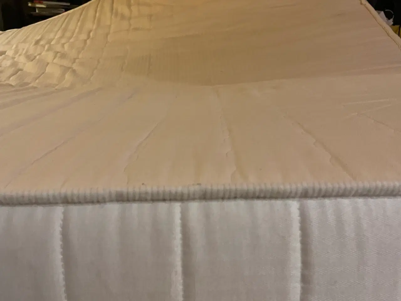 Billede 2 - Gratis skummadras i god kvalitet 160x200 cm. 